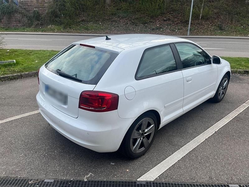Gebraucht Audi A3 Ambition 140 PS (102 kW) 2009 Weiß Kleinwagen