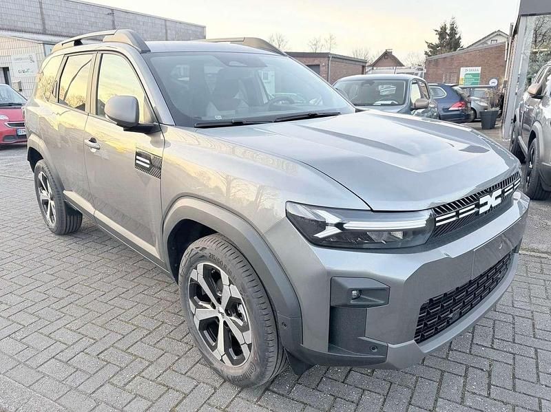 Neu Dacia Bigster Journey 140 PS (102 kW) 2026 Dolomit grau SUV