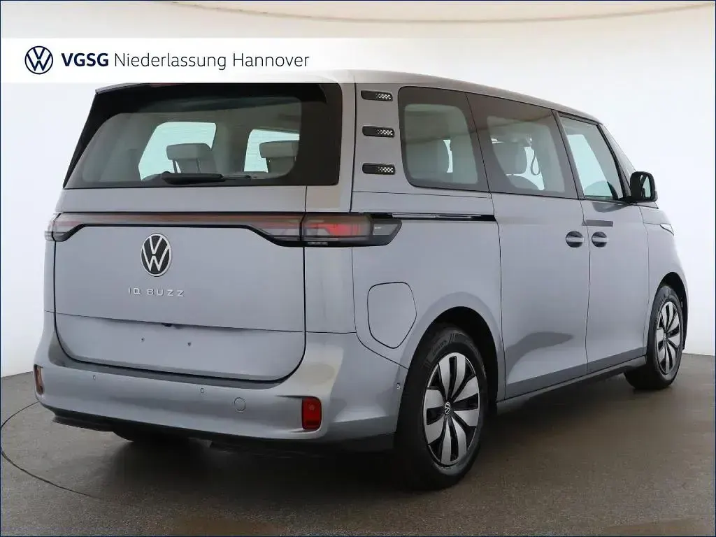 Gebraucht VW ID. Buzz Pro 210 kW (286 PS) 2025 Silber Van / Kleinbus