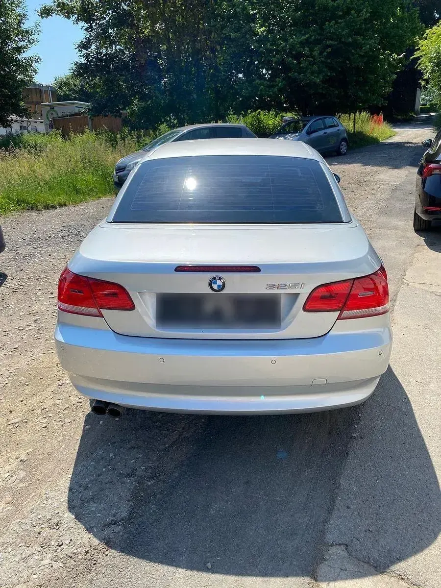 Gebraucht BMW 325 218 PS (160 kW) 2007 Silber Cabrio