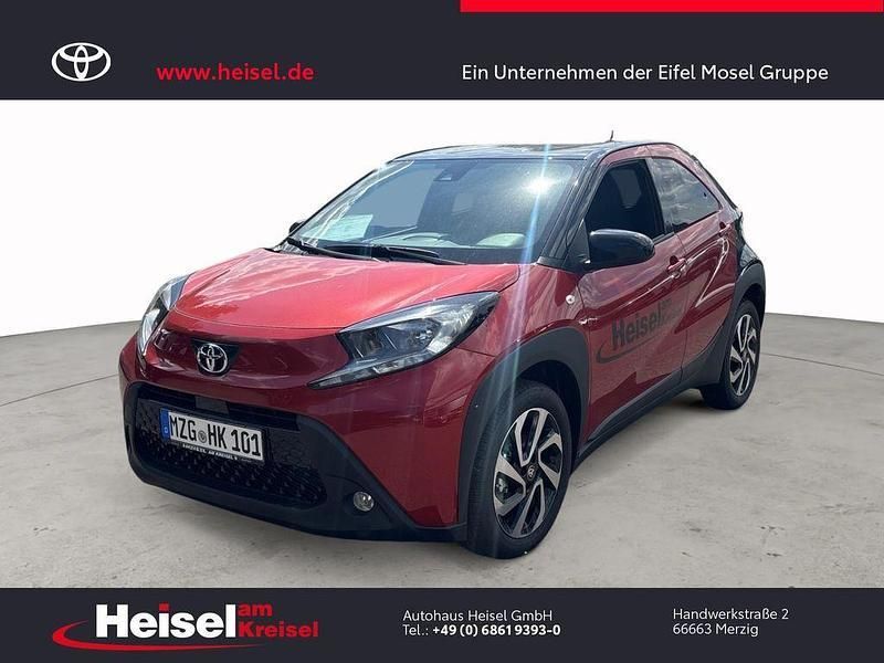 Schwarz Neu 2025 Toyota Aygo Kleinwagen | 18.990 € - Bild 1/4