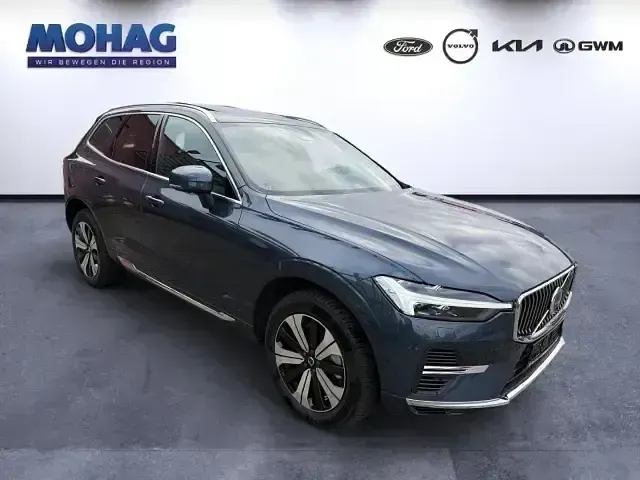 Gebraucht Volvo XC60 Plus 350 PS (257 kW) 2025 Blau SUV