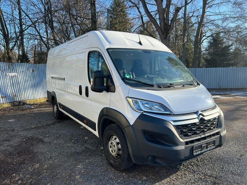 Weiß Gebraucht 2022 Citroën Jumper Van / Kleinbus | 20.000 € (Guter Preis) - Bild 1/4