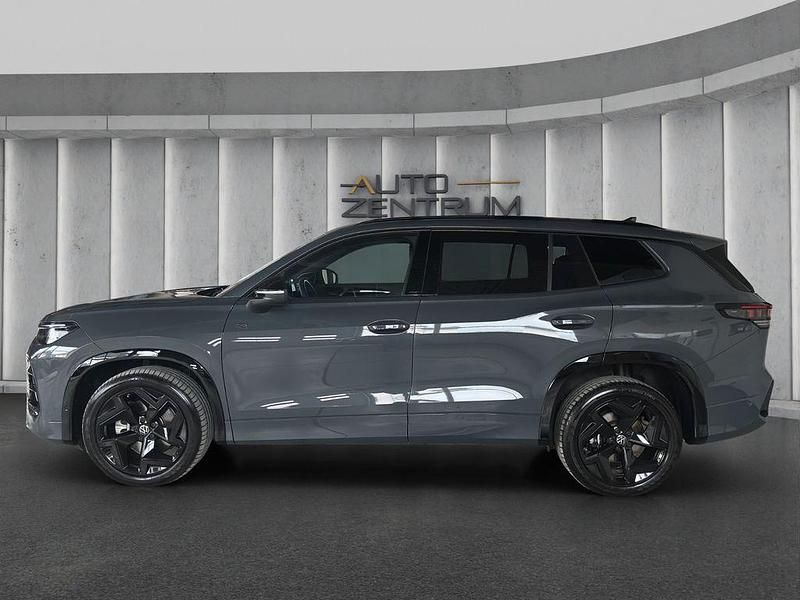 Gebraucht VW Tayron R-line 193 PS (141 kW) 2025 Grau SUV