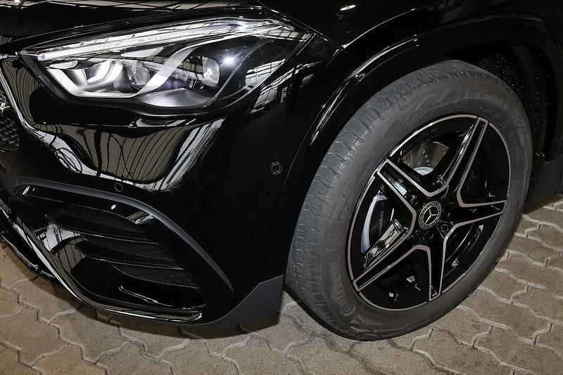Gebraucht Mercedes GLE400 AMG 252 PS (185 kW) 2026 Metalliclack obsidianschwarz SUV