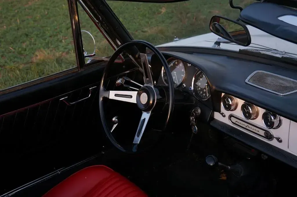 Gebraucht Alfa Romeo Spider Veloce 148 PS (108 kW) 1966 Weiß Cabrio