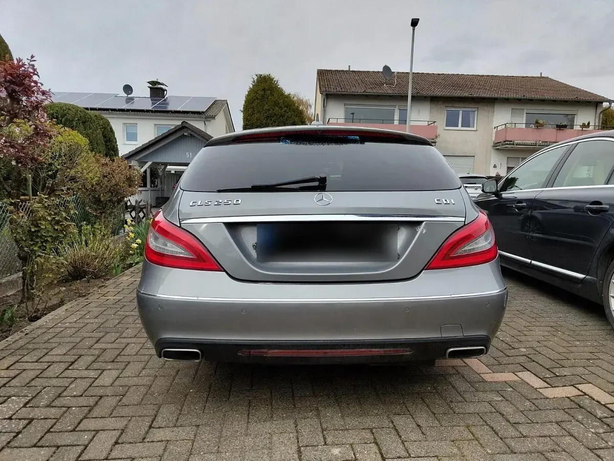 Gebraucht Mercedes CLS250 Shooting Brake 204 PS (150 kW) 2013 Grau Kombi