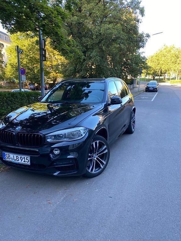 Schwarz Gebraucht 2016 BMW M550 Performance Limousine | 22.990 € (Teuer) - Bild 1/4