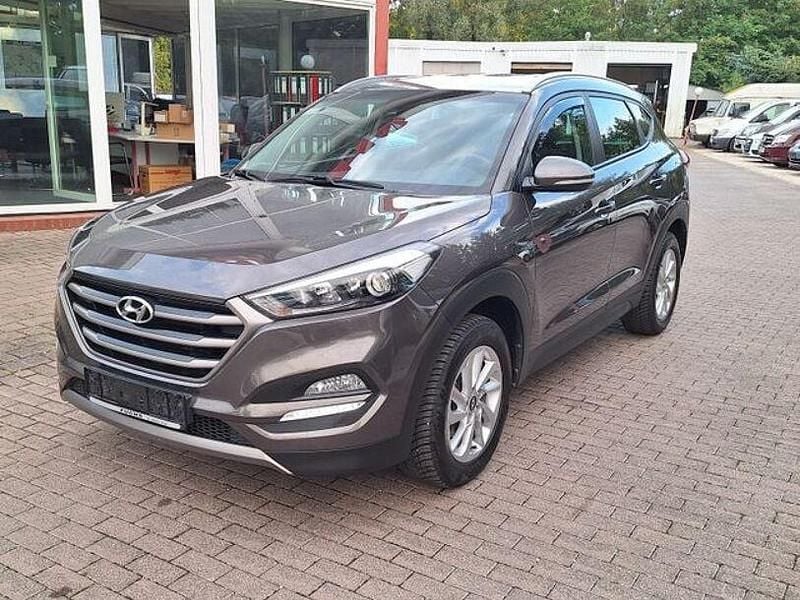 Andere Gebraucht 2016 Hyundai Tucson Intro Edition SUV | 15.990 € - Bild 1/4