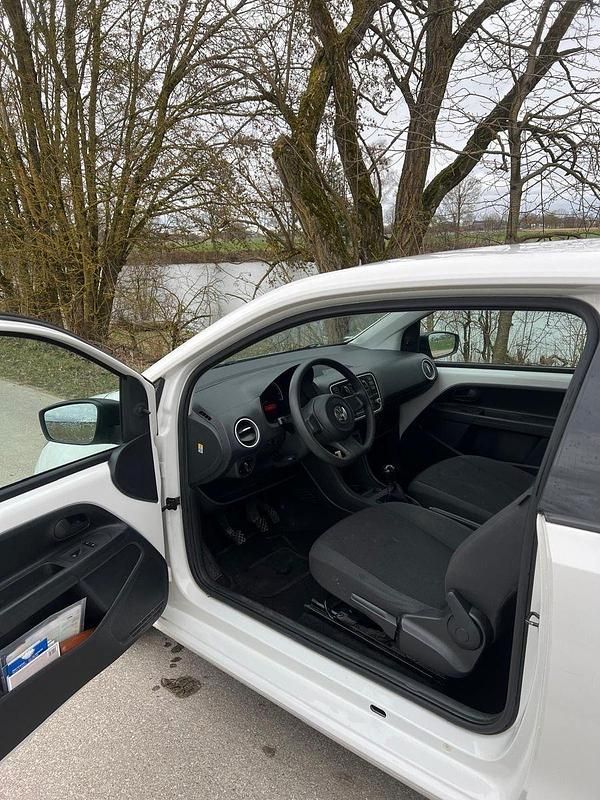 Gebraucht VW up! 60 PS (44 kW) 2012 Weiß Kleinwagen