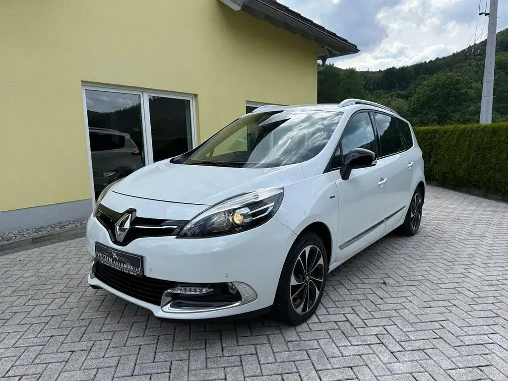 Gebraucht Renault Scénic III Bose Edition 132 PS (97 kW) 2014 Weiß Van / Kleinbus
