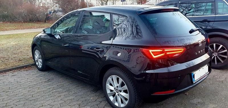 Gebraucht Seat Leon FR 125 PS (91 kW) 2017 Schwarz Limousine