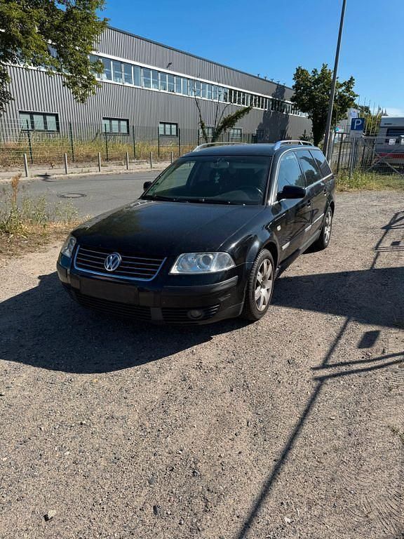 Gebraucht 2003 VW Passat Highline Kombi | 999 € (Superpreis) - Bild 1/4