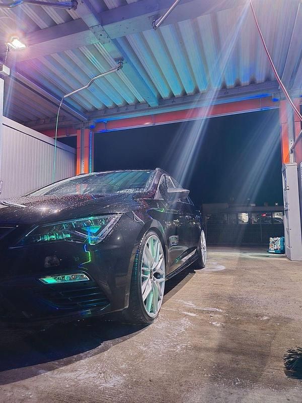 Gebraucht Seat Leon ST 4Drive 300 PS (220 kW) 2018 Schwarz Kombi