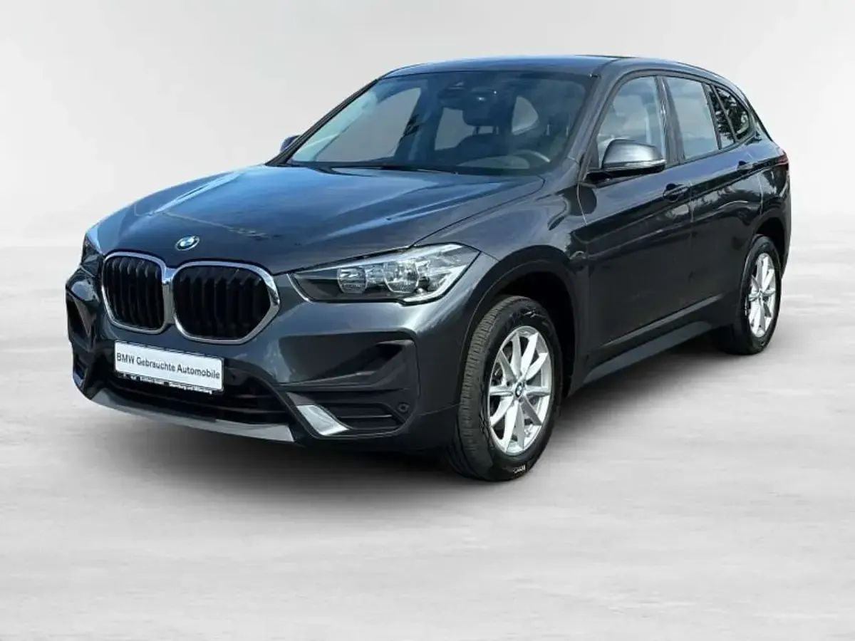 Gebraucht BMW X1 Advantage 140 PS (102 kW) 2022 Mineralgrau metallic SUV