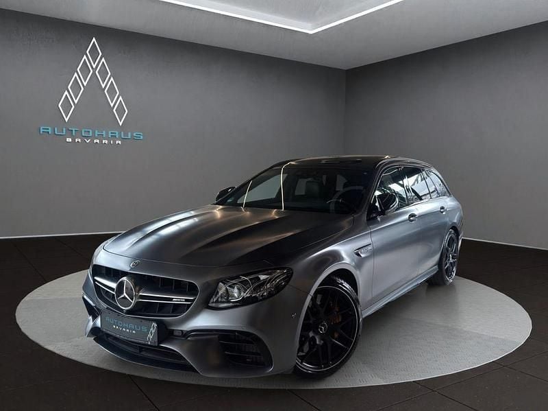 Grau Gebraucht 2017 Mercedes E63S AMG AMG Limousine | 53.900 € (Superpreis) - Bild 1/4