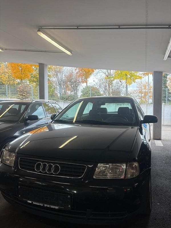 Schwarz Gebraucht 2002 Audi A3 Kleinwagen | 1.000 € (Guter Preis) - Bild 1/4