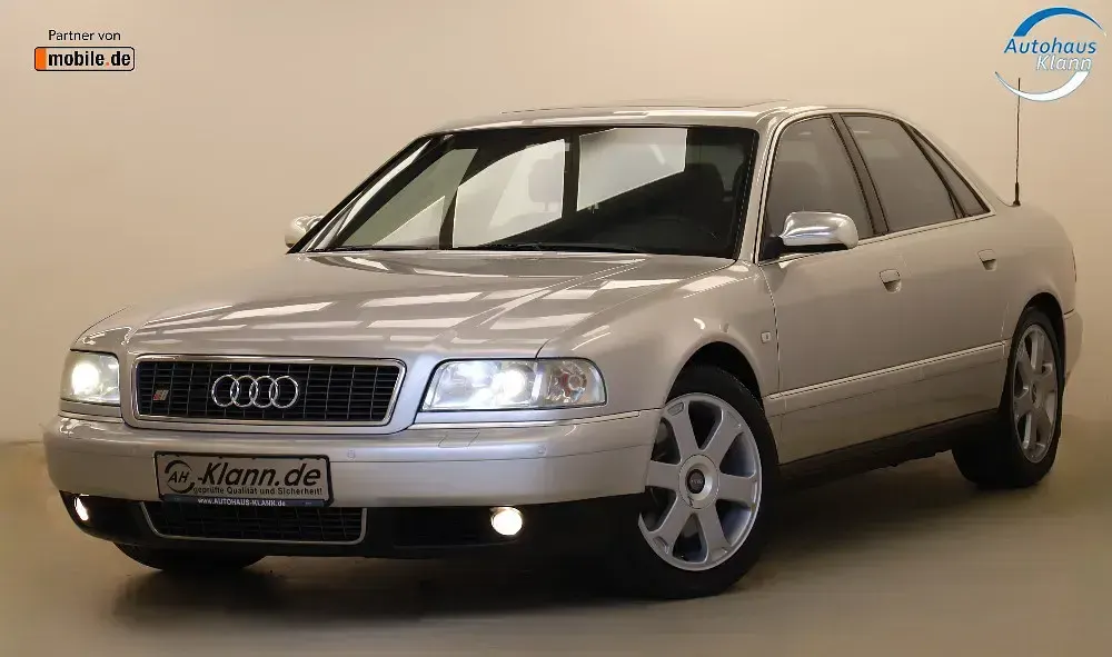 Gebraucht Audi S8 Ambiente 360 PS (264 kW) 1999 Silber Limousine
