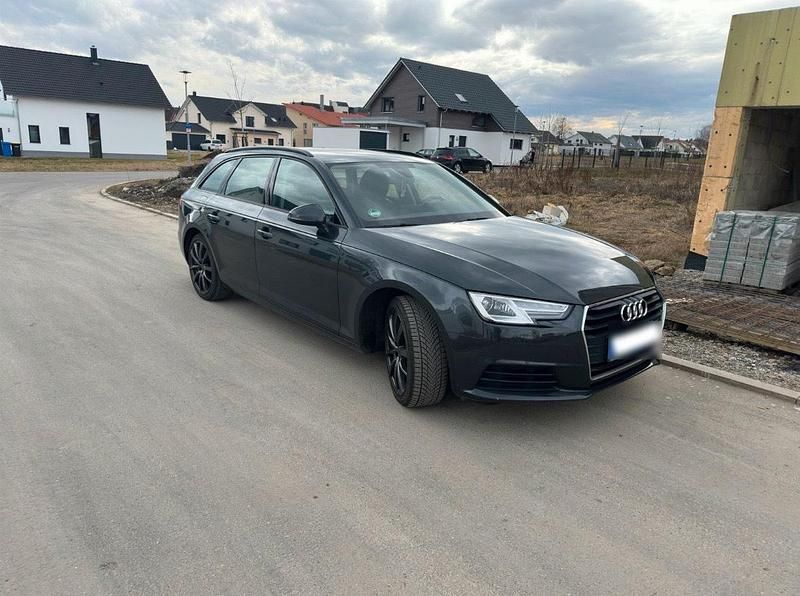 Gebraucht Audi A4 190 PS (139 kW) 2017 Grau Kombi