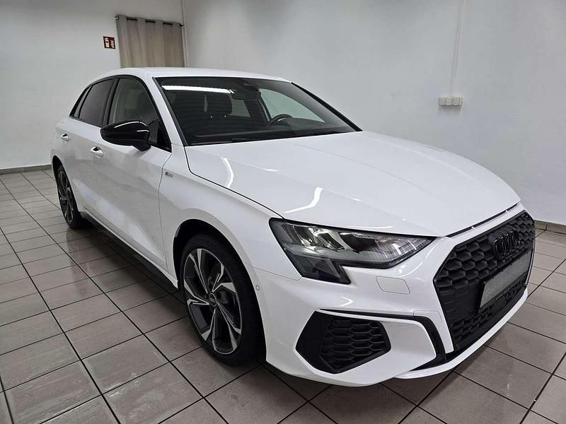 Gebraucht Audi A3 S-Line 204 PS (150 kW) 2023 Weiß Limousine