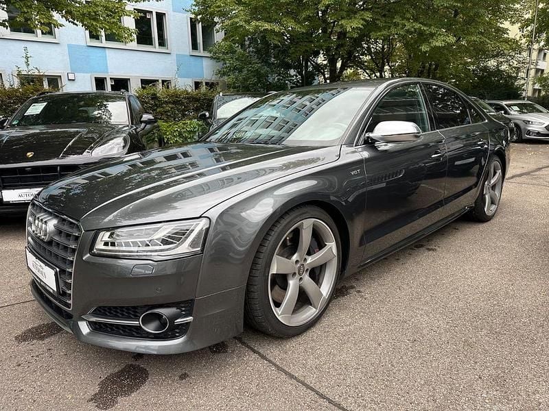 Grau Gebraucht 2016 Audi S8 Sport Limousine | 37.999 € (Guter Preis) - Bild 1/4