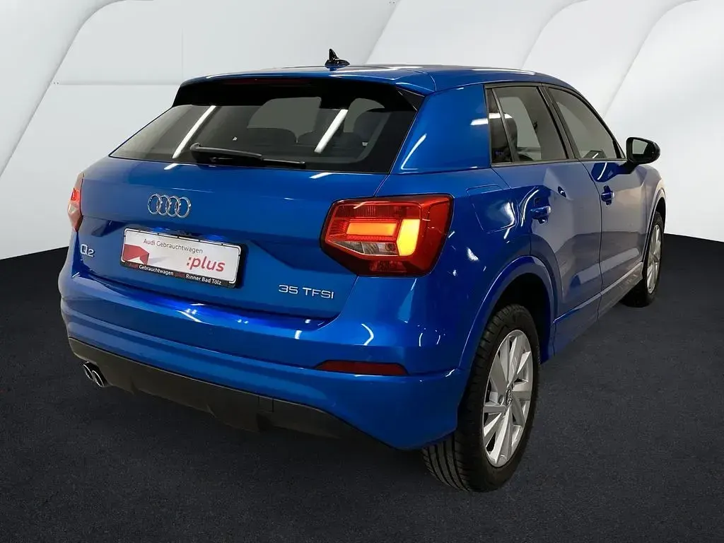 Gebraucht Audi Q2 Advanced 150 PS (110 kW) 2020 Blau SUV