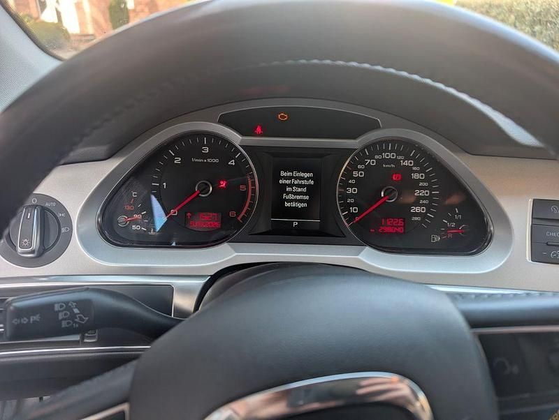 Gebraucht Audi A6 Ambiente 136 PS (100 kW) 2011 Silber Kombi