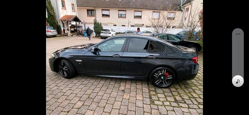 Grau Gebraucht 2014 BMW 530 M Sport Limousine | 14.500 € (Superpreis) - Bild 1/4