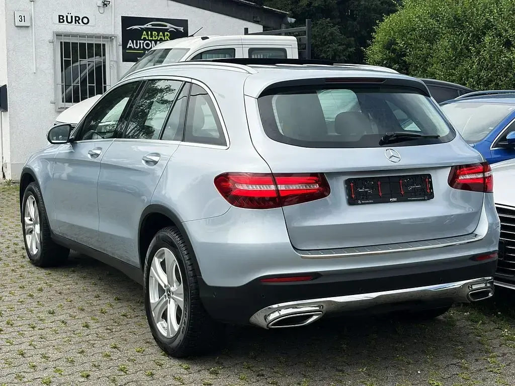 Gebraucht Mercedes GLC350 258 PS (189 kW) 2018 Silber SUV