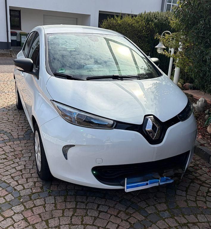 Gebraucht Renault Zoe 67 kW (92 PS) 2019 Weiß Kleinwagen