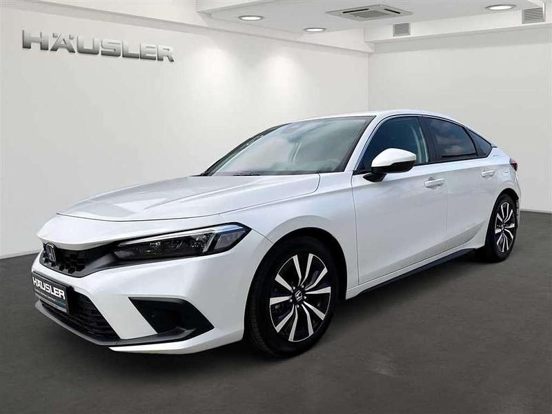 Platinum white pearl Gebraucht 2024 Honda Civic Elegance Limousine | 33.490 € (Guter Preis) - Bild 1/4