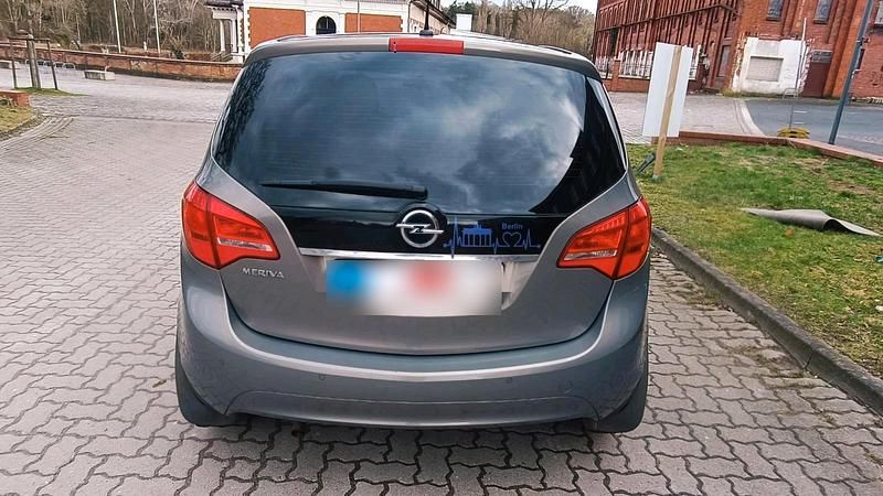 Gebraucht Opel Meriva Edition 101 PS (74 kW) 2010 Grau Van / Kleinbus