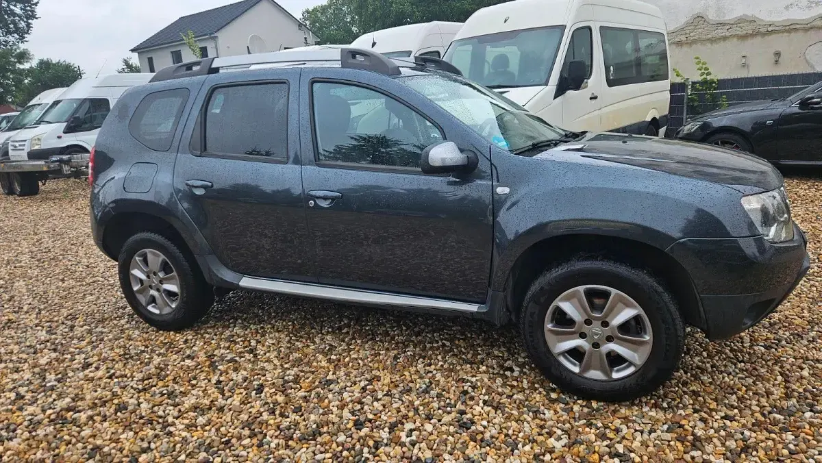 Gebraucht Dacia Duster Prestige 125 PS (91 kW) 2017 Grau SUV