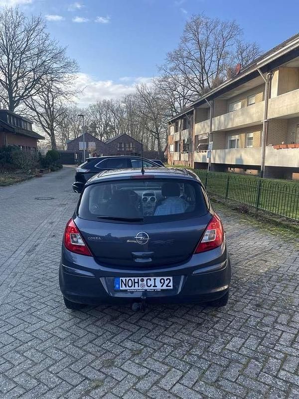 Gebraucht Opel Corsa 80 PS (58 kW) 2008 Limousine