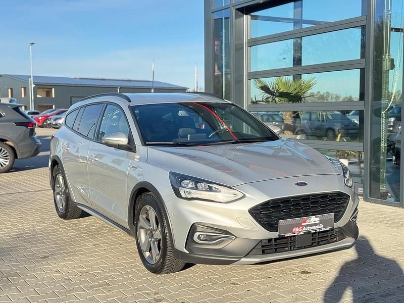 Gebraucht Ford Focus Active X 150 PS (110 kW) 2021 Silber Kombi