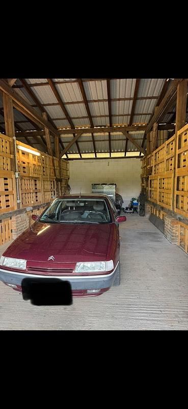 Gebraucht Citroën Xantia 121 PS (88 kW) 1994 Rot Kleinwagen