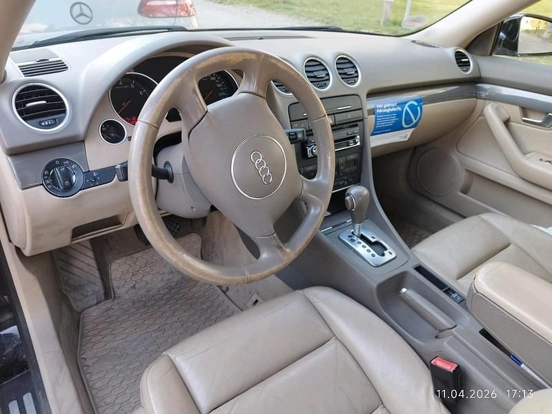 Gebraucht Audi A4 Cabriolet 163 PS (119 kW) 2004 Schwarz Cabrio