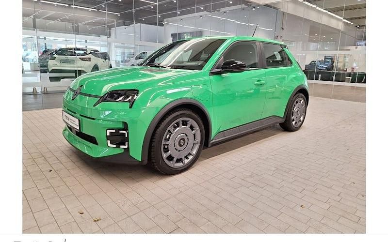 Second-hand Renault R5 Evolution 89 kW (122 CP) 2025 Verde Hatchback