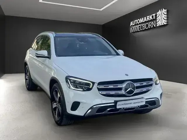 Gebraucht Mercedes GLC220 Exclusive 194 PS (142 kW) 2020 Weiß polarweiss  unilack SUV
