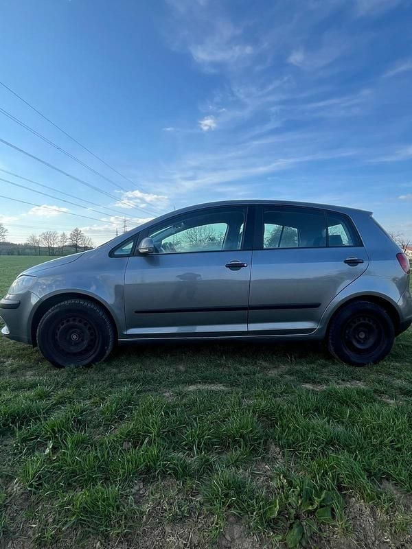 Gebraucht VW Golf IV 75 PS (55 kW) 2005 Grau Kleinwagen