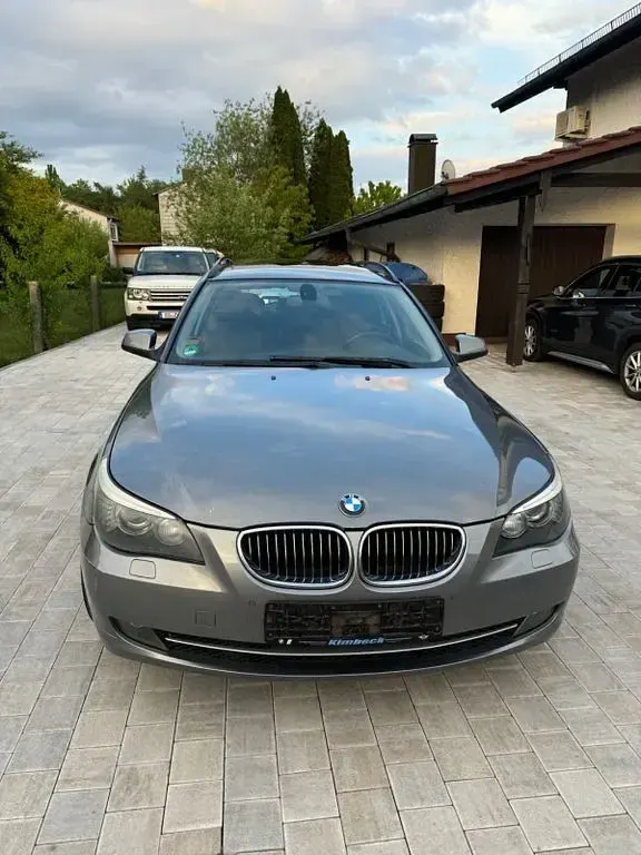 Używany BMW 525 197 KM (144 kW) 2009 Szary Kombi