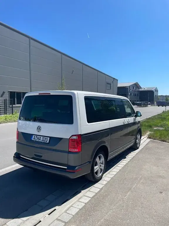 Gebraucht VW T6 Generation Six 199 PS (146 kW) 2019 Grau Van