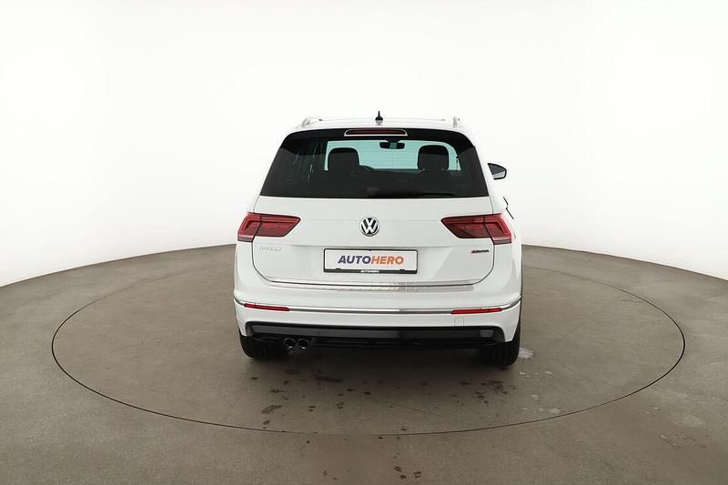 Gebraucht VW Tiguan Highline 150 PS (110 kW) 2018 Weiß SUV