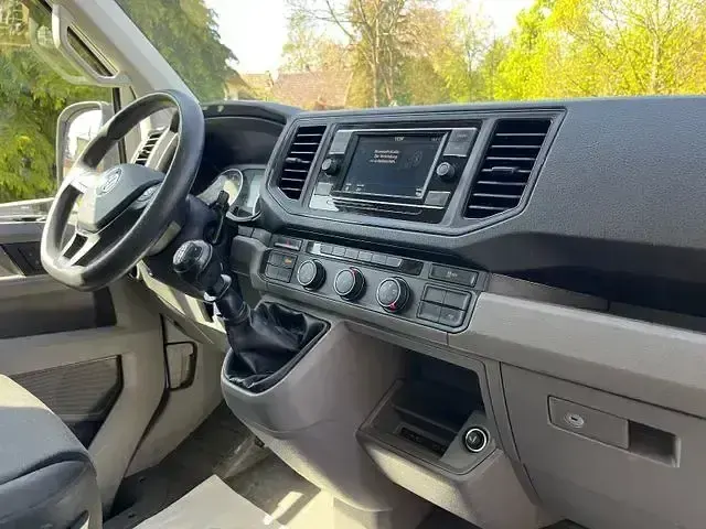 Używany VW Crafter 177 KM (130 kW) 2021 Biały Van