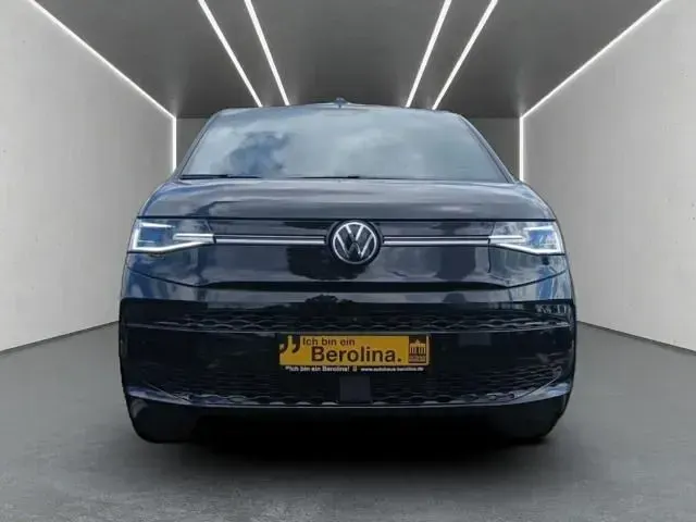 Gebraucht VW Multivan Life 150 PS (110 kW) 2025 Deep black perleffekt Van / Kleinbus