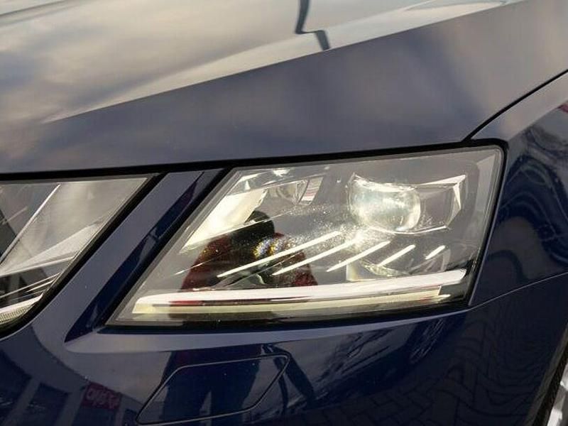 Gebraucht Skoda Octavia 180 PS (132 kW) 2018 Pazifik blau Limousine