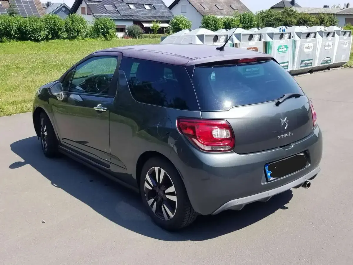 Gebraucht Citroën DS3 So Chic 120 PS (88 kW) 2010 Schwarz Kleinwagen