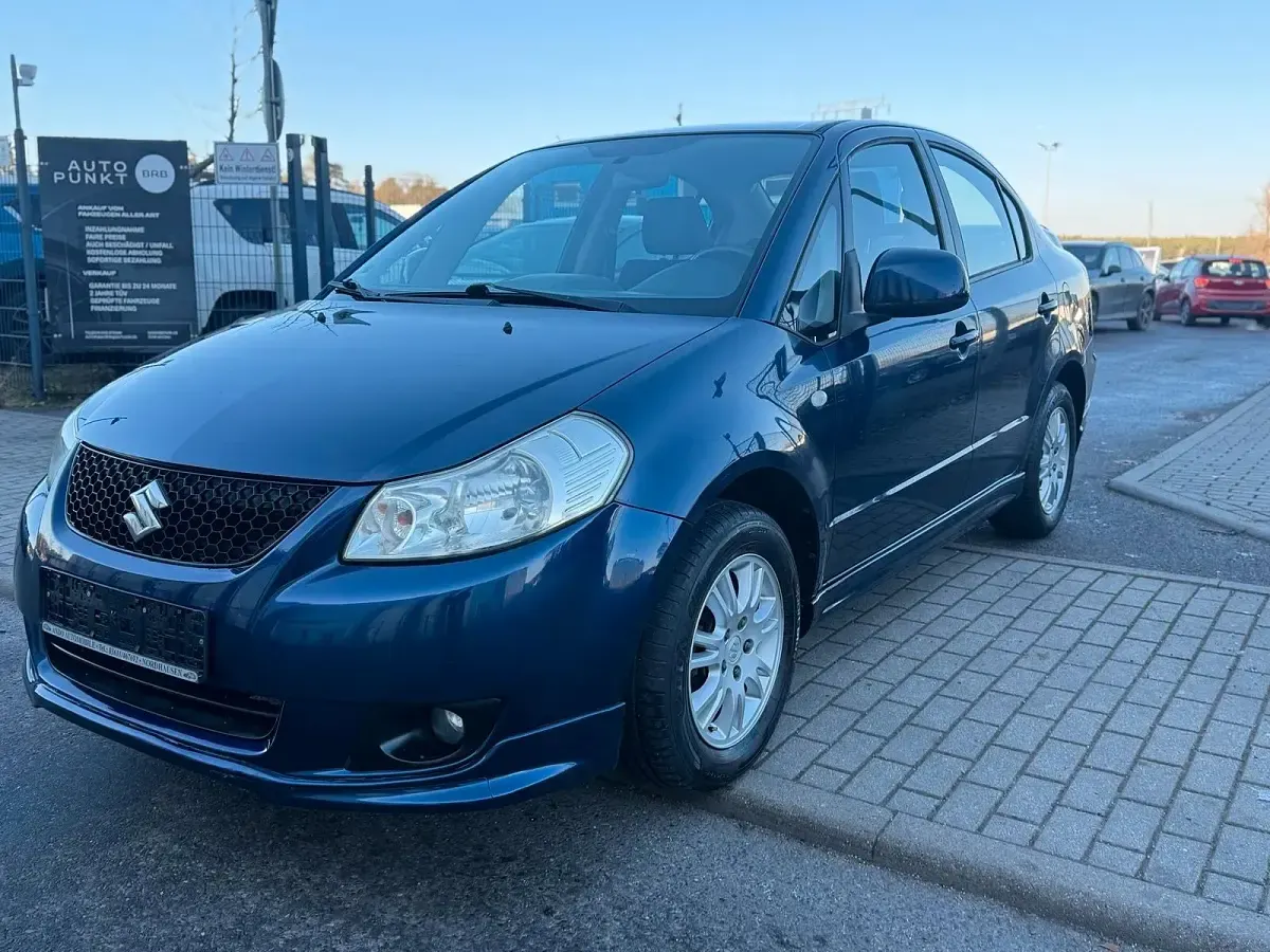 Gebraucht Suzuki SX4 115 PS (84 kW) 2010 Blau Limousine