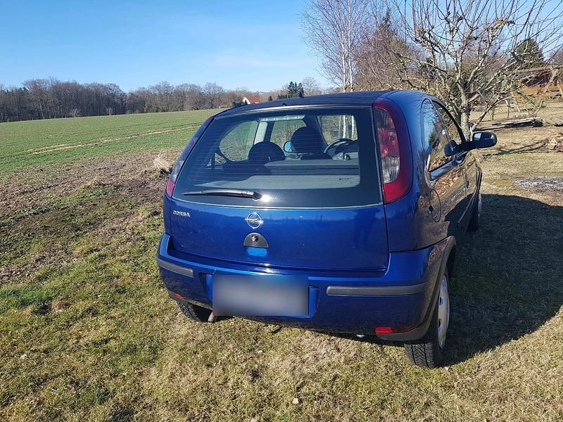 Gebraucht Opel Corsa 60 PS (44 kW) 2005 Blau Kleinwagen