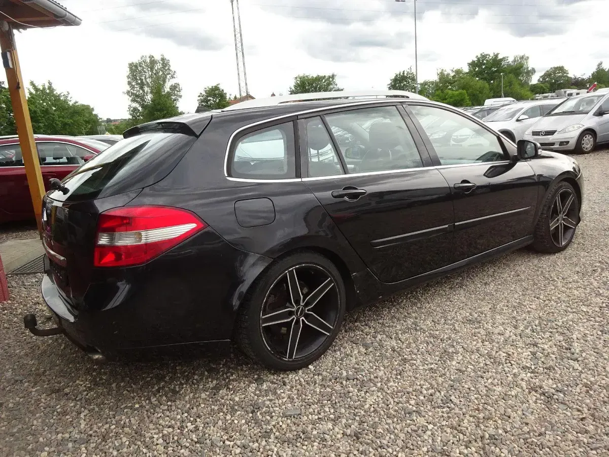 Gebraucht Renault Laguna III Dynamique 150 PS (110 kW) 2008 Schwarz Kombi
